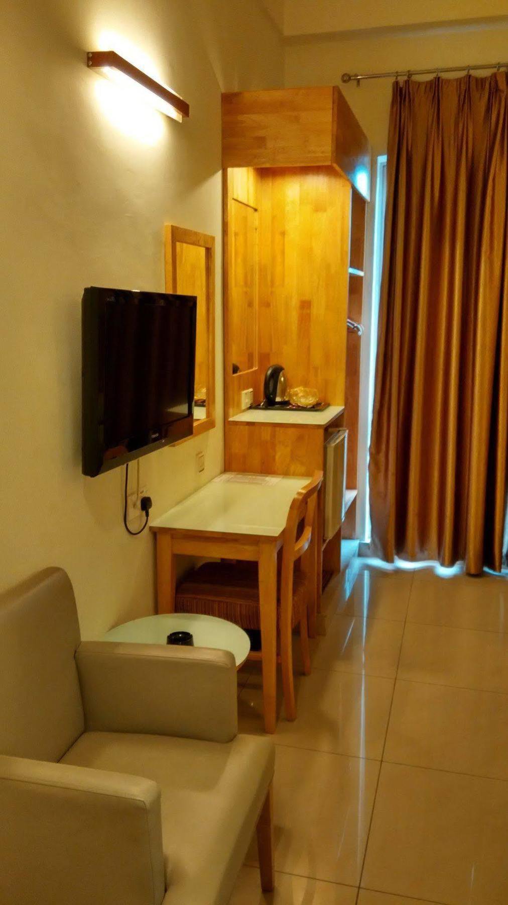 Hotel Desaria Petaling Jaya Zewnętrze zdjęcie