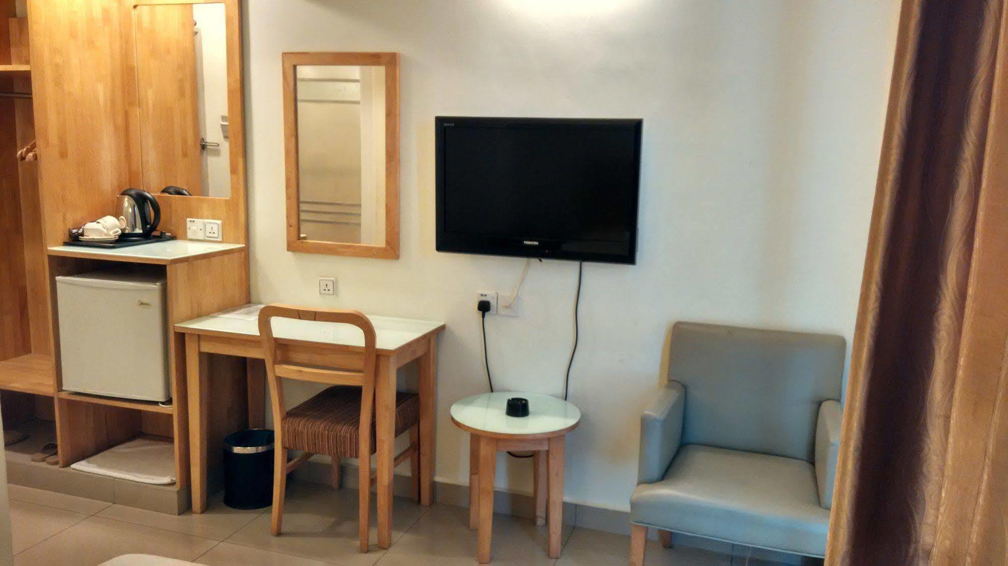 Hotel Desaria Petaling Jaya Zewnętrze zdjęcie